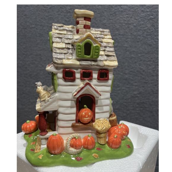 AVON Autumn's Glow Tealight House By Luminous Treasures Fall/Halloween 2002 - Picture 3 of 10